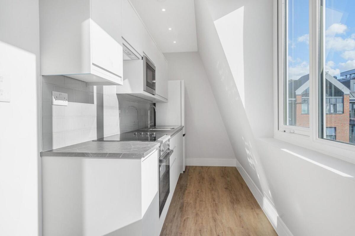 2 Bed Spacious Brand New Flat Apartamento
